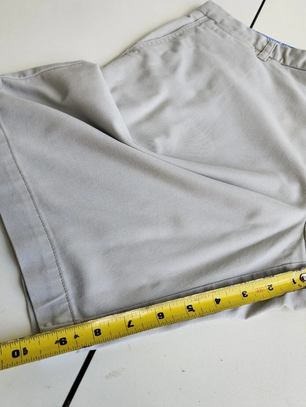 Tommy Bahama Men's Cotton Lyocell Chino Shorts Beach Travel Logo Beige Sz 38